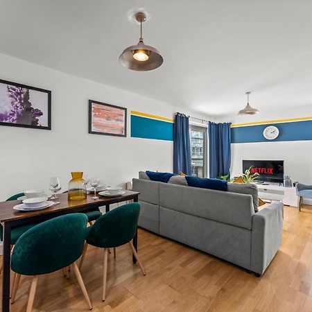 Enchanting Bristol Abode -Sleeps 6 With Balcony! Εξωτερικό φωτογραφία