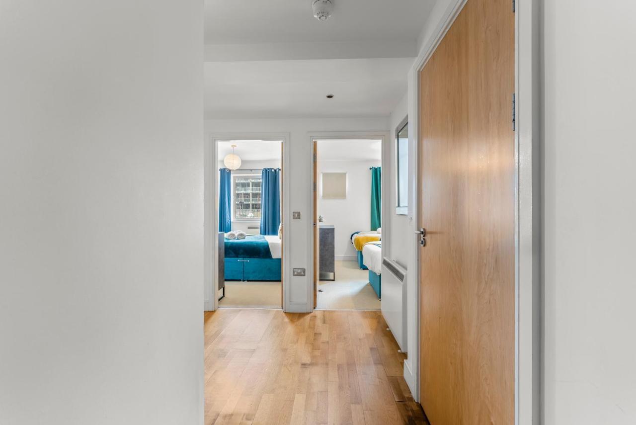 Enchanting Bristol Abode -Sleeps 6 With Balcony! Εξωτερικό φωτογραφία